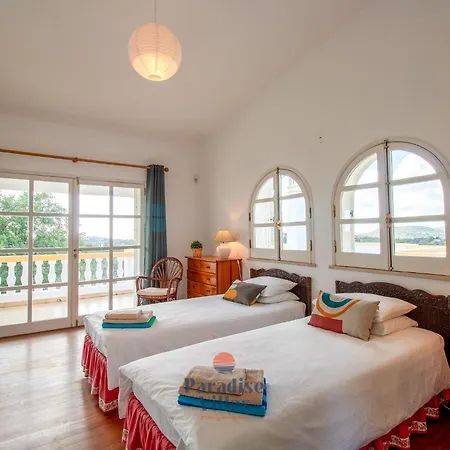 7 Bedrooms, Main House, And Private Pool *